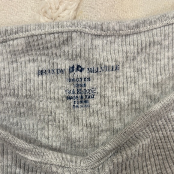 Brandy Melville grey ribbed top - Picture 2 of 5